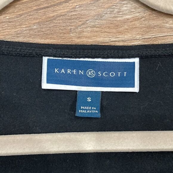 Karen Scott Women’s Black and Gold Star Long Sleeve T-shirt Size Small - Picture 3 of 6